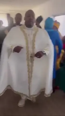 South African pastors make grand entrance to altar during church service. #southafrica #southafricatiktok🇿🇦 #pastors