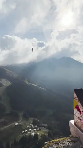 İnsan bi' nereye gidiyosun der... 🚀 #RedBull #Kanatlandırııır