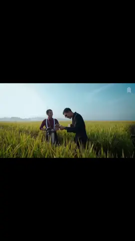 JAUHI PIOMONGEN DEKATI PIDUITEN #fyp #fypシ #viral #viralvideo #trendingsong #trend #vabofficialmusik #veyaabandung #sgentertainment #veyaban #jauhipiomongendekatipiduiten #surabigelo #lagusunda #bandung #majalayapunya #lagusundaviral @lainpuisiasli @fiksiaunurofik @agilsugiarto13 @agungma079 @jhejepillow @armusicid 