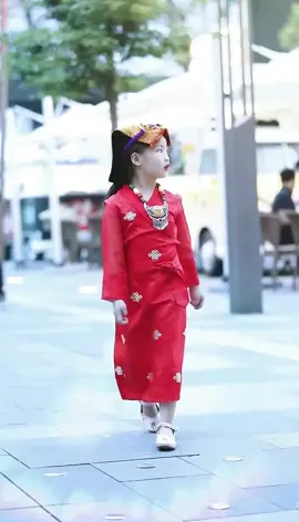 Share street fashion👗 #fashiontiktok #flypシ #cute  #girls #beauty #StreetFashion #us #usa #usa_tiktok#asmrsounds #asmr 