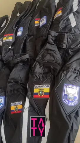 #CHOMPAS #PERSONALIZADAS #motorizados #LUCE_tu_MEJOR_actitud #Quito #ECUADOR #POLICIA_NACIONAL #policianacionaldelecuador 🏍️
