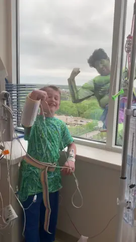 Superhero window washers surprised kids at Riley Hospital for Children. The special guests were part of the Riley Superhero Spirit Week. Patients were even given superhero accessories to wear as they greeted the characters through the windows. The Hulk, Spiderman, Thor and Ironman all made an appearance and brought smiles to patients' faces. #nationalsuperheroday #childrenshospital #hospitallife 