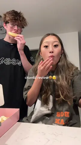 @Crumbl Cookies i’ve had a lot of thought during our break and im ready to forgive you🤚🏼