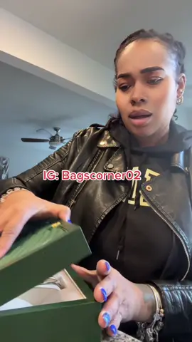 @bagscorner02 This is 🔥🔥🔥🔥🔥#unboxinghaul #designerbagcollection #affordableluxury #designershoehaul #luxuryfashion #educationalpurposesonly #rollieonmywrist #rollietok #watch #designerwatches 