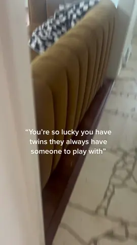 Me watching them fight over even the smallest piece of anything they can get their hands on 💀😂😂 jk these are my FAVORITE moments watching them become best friends and do everhthing together 🥰💓 #twins #MomsofTikTok #fyp #momlife #momtok 