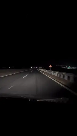 دعواتكم لاخوي بالرحمه .  #قصيد #خواطر #اكسبلور #explore #fyp #fyp 