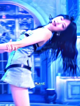 💙 #eunchae #eunchaeedit #lesserafim #lesserafimedit #foryoupage #fyp #kpop #viral #trend #edit #kpopfyp #ryujiae #xdgrp #venuxgrp ib:@maxine. 