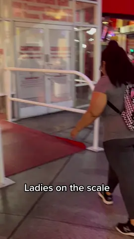 #girlsonthescale #ladiesonthescale #vivalasvegas33 