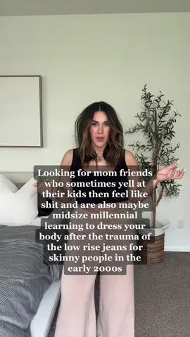 Come be my bestie mama. #momhood #millenialparent #midsizemillenial #midsizemomfashion 