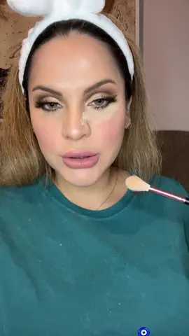 #allthingsbeauty #makeupfypシ #pregnancytiktok #pregnantlife #fyp #beauty 