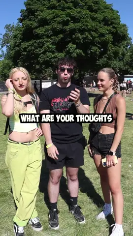 Do dad bods get the love they deserve? #publicinterview #streetinterview #streetinterviews #summersmash 