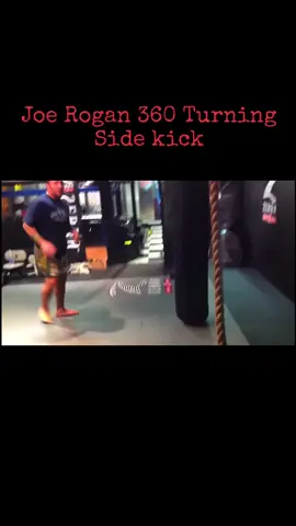 👀 Joe Rogans Powerful Turning side kick #joerogan #martialarts #UFC #powerful #mma #teakwondo #foryoupage #kick #kickboxing #sports 