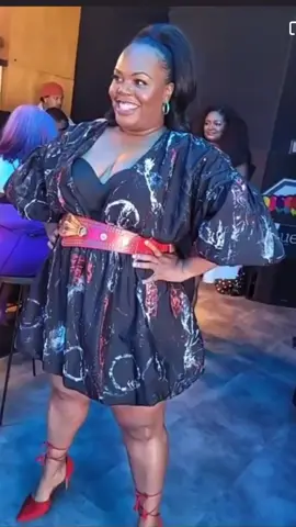 Cause I’m a plus size mom over 40 that just likes doing fashion shows #fyp #fy #chicago #chicagodesigner #walk #runwaymodel #divas 