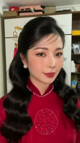 Mùa cưới đến rồi mọi người ơi 🥰 #phuongkoimakeup #koibeauty #makeuptutorial #makeupcodau #makeupmecodau #daotaomakeup #academy #xuhuong #fyp 