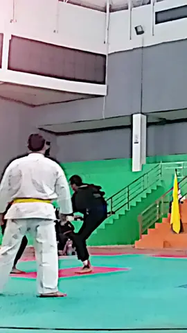 emang mentul gak tuh #latihan #ipsiindonesia #pesilat #pesilatindonesia #atlet 