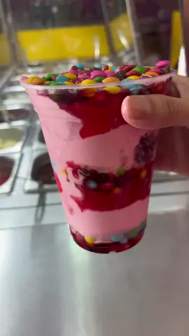Sorvete recheado no copo🔝#sorvete #sorvetenocopo #açaí #sorveteria #sbocity #americanasp 
