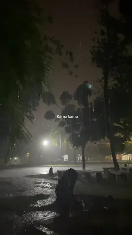 Karna kamu 🥀🥀 #fypシ #storywakeren #vidioestestic #StarRailChallenge #StarRailChallenge #fyppppppppppppppppppppppp #storytime #sondviraltiktok #sadstory #fyp #katakatasedihkecewa #fypdong #sadvibes🥀 #liriklagu #viralvideo #geisha #kataktaesthetic #lirik #laguindonesia 