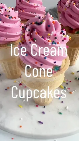 Ice cream cone cupcakes! Recipe on cakemehometonight.com! #icecreamconecupcakes #icecreamcone #cupcakes 