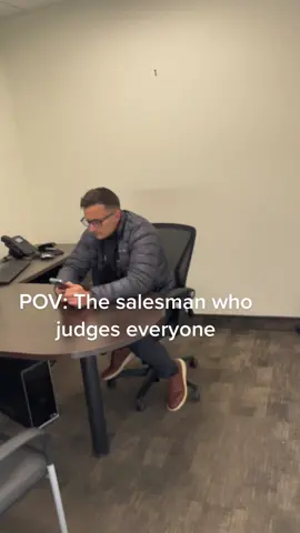 I only work with iphone users🤣 #carsales #carsalesman #cardealership #carsaleswoman 