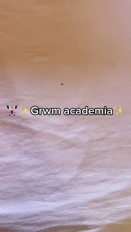 Melhor pré treino é um look novo 😍  @Fbmodafitness amo. #vaiprafy #gym #academia #fy espelho bem sujinho 🙈