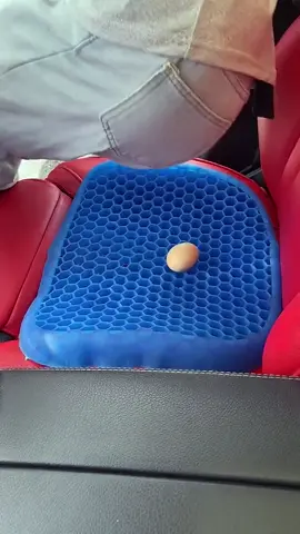 El cojín de gel que todos necesitan  para manejar, oficina y más. Es firme lo que le da soporte a tu espalda y a la vez cómodo por su material de silicona Nuevamente disponible a tan solo 6000 colones  #eggsitter #cojinauto #productoviral #costarica #parati #productostop 