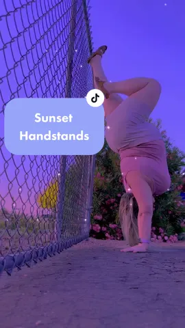 Sunset watchers unite 🩷🧡💜🩵💙 #luckygirlsyndrome #sunsetvibes #handstandpractice #plussizefitness #plussizefit #fatfit #fatfitness #fatgirlfitness #fatgirlssweat #bodypositivity #bodyimage #fatyogatiktok #fatyoga #fatathlete #selflove #weightneutralfitness #plussizeyoga #yogaforbiggerbodies #plussizeyogagirl 