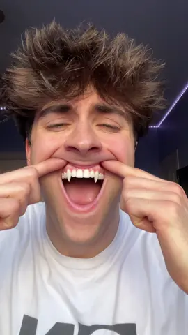 Replying to @vecais.oopis Obviously they dont’t exi— 🏃💨 #vampire #trend #notviral 