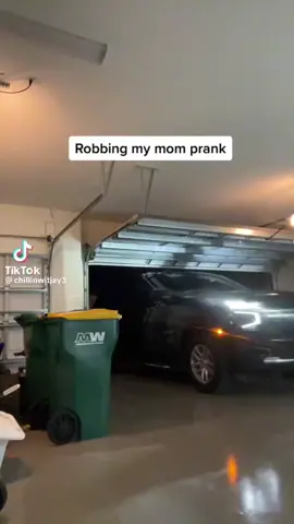 Video credit to @Jay McMillion #hilarious #funnyvideo #laughtherapy😂😂 #toofunny🤣🤣🤣 #comedу #jokes #pranks 