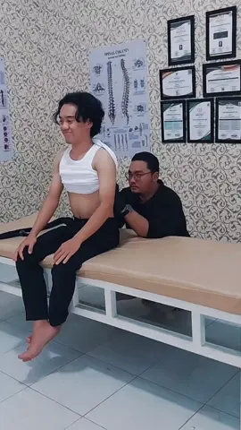 Reservasi dan Konsultasi wa 081378710881 #medan #Indonesia  #reposisi #Reposisibahu #dislocation #chiropractic #terapistroke #terapilistrik  #terapilistrikmedan #terapistrokemedan #kretekmedan #tittar #kretek #fyp #foryou #foryoupage  #tulangbelakang  #reposisitulang #sakitpinggang  #remajajompo  #kretekabalabal #boneadjustment  #hansboneandmucletherapy #Sayarafterjepit #asmr #kretekasmr #kriuk 