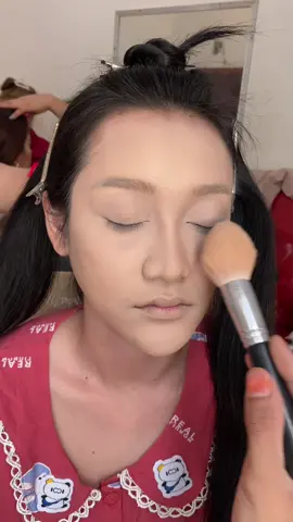 លាបមុខ​ដោយខ្ញុំបាទ​ @Lyheng  #cambodia  #makeup  #tiktok  #lyheng 