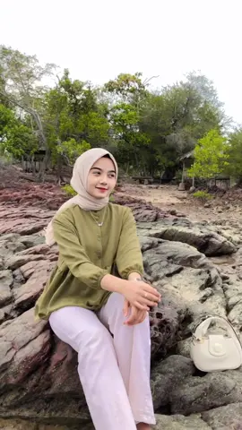 Janji hanyo di muluikk🥺🥺#fyp #fypシ #fypシ゚viral #fypdongggggggg #minang #minangtiktok #minangkocak #batam #batamtiktok #batampunyacerita #sumbar #solok #padang #anakrantau #gadihminang #fauzana #fyp #fypシ゚viral #fypシ 