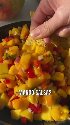 MANGO SALSA 🥭🌶 FOR 5 DE MAYO 🎉 We got a little #CincoDeMayo treat for you! Add some sweet and spicy goodness to your next meal with this easy-to-make mango salsa! Made with fresh, juicy mangoes, crunchy pepper, tangy lime juice, fragrant cilantro, red onion and jalapeños, this sweet and spicy salsa is a perfect addition to any dish. Use it as a dip for tortilla chips, a topping for grilled chicken or fish, or a side dish for your favorite Mexican-inspired meal 🥰 #EasyRecipe #mangosalsa #mexico 