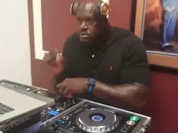 Crazy beat #shaq #crazybeats #xyzbca #fyp #headphones  