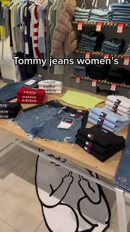 New Tommy Jeans Womens summer range now in store☀️ Whos ready for the bank holiday sunshine🙌🏼 Shop in-store or online 🛍️ #thecreamstore #freshgoodsdaily #goodforyou #fyp #foryoupage #streetwear #tommyhilfiger #tommyjeans #kingscoronation 