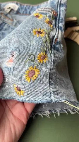 Say hello to summer time! 🌼 . . #sustainableclothing  #handmadestyle  #embroideryinstaguild  #dmcembroidery  #sewing  #embroideryart  #embroideryhoop  #embroidered  #embroideryartist  #embroideryartwork  #madeintheuk  #supportsmallbusiness  #britishstitchers  #embroiderywork  #upcycledfashion  #hoopartembroidery  #handmadewithlove  #embroideryhoopart  #embroidelicious  #florals #modernembroidery  #contemporaryembroidery  #bordado  #broderiemoderne  #broderiemain  #embroidery  #handmadeembroidery  #createdtocreate  #handmadeisbetter  #craftsposure