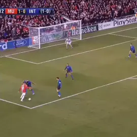 The coldest nee slide ever 🥶 #ronaldo #manchesterunited #neeslide #intermilan #cold #fyp #viral 