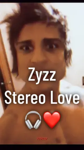 Zyzz listening to Stereo Love 🎧❤️ #fyp #zyzz #gym #Fitness #7zyzz7 