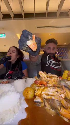 I slept for 10hrs after this feed 😂 #kickininn #Foodie #seafoodrestaurant #sydneyeats #placesinsydney #bankstowneats  #thearea #foodtiktok #kickininnmixedbag #ad 