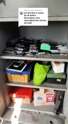 Membalas @erikaaaaaw_ #pascakebakaran #malangplasa #malangplaza #kebakaran #brankas #handphone 