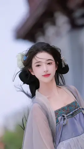 Mỹ nhân ơi...xin đẹp tuyệt trần...muốn theo em đi hết chân trời 😍 #WomenOfTikTok   #fyp #foryou #Tiktokgiaitri  #douyin #trend  #cute #vitamingirl  #xuhuong #viral  #cosplay #makeup #gaixinh #nhachaymoingay  #mynhan #mecotrang #cotrang  #hanphuctrungquoc #xinhdep #cotranghoangu #cotrang #cotrangtrungquoc #hanphuc   #beautifulgirls #Chinestyle #Chinesegirl  #hanfugirl #hanfuchinese #Chinese #Hanfu汉服 #汉服hanfu  #汉服小姐姐 #国风合伙人 #国风小聚  #汉服