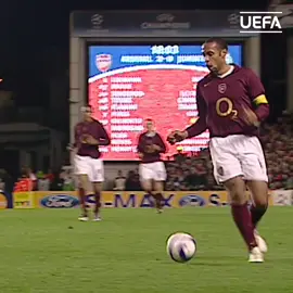 Fabio Cannavaro the best CB#skil #uefachampionsleague #pemainbola #fyp #highlightgoal 