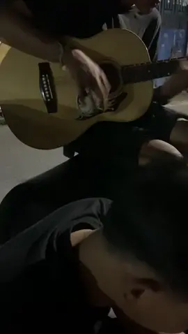 #akustikgitarcover #maingitar #galaustory23 #coverakustik #akustikcover #guitarcover #covergitarakustik #coverlaguakustik #gitarakustik #storyestetik #covermusik #storymalam #storytongkrongan #storyku #gitarcover #cintadipantaibali 