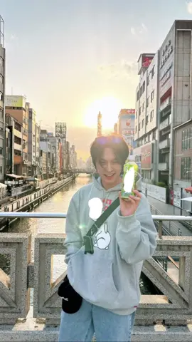 baby lee know > kid lee know > adult lee know 🥹🙆🏻‍♀️🩷 #leeknow #straykids #happychildrensday 