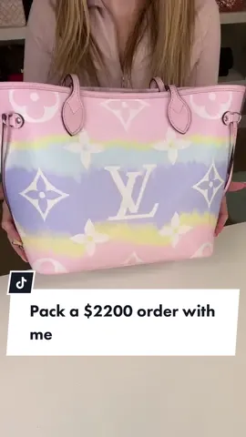 Pack a $2200 order with me! #packingorders #smallbusinesscheck #SmallBusiness #shippingorders #handbags #luxury #louisvuitton #neverfull #lvbag #pastel 