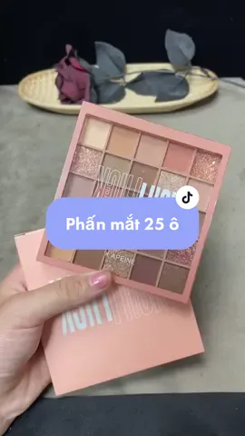 Bảng phấn mắt 25 ô Luckluck #xuhuong2023 #myphamchinhhang #phanmatnoidiatrung 