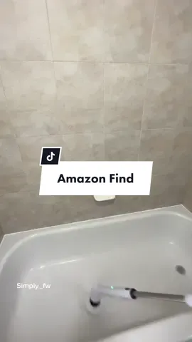 CLEAN WITH ME 😱🫧#cleanwithme #cleaningmotivation #cleaning #asmr #shorts #ugc #ugccommunity #amazon #amazonfinds #bathroomcleaning 