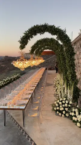 Santorini wedding✨ #wedding #weddingtiktok #destinationwedding #foryou #foryoupage #santorini 