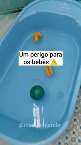 Um perigo para os bebês  ⚠️ #brinquedo #bebes #microscopio #fungos #bacterias #mundomicro 