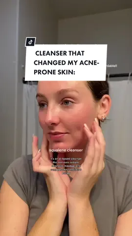 Love this gentle cleanser! Its great to add into a two step cleansing routine as it removes excess sebum, and cleans out clogged pores, like blackheads and whiteheads. As well as removing dead skin, pollutants, and makeup! ✨🧴 #acnecleansers #cleansingbalms #productsforacne #oilbasedcleanser #theordinary #skincarecommunity #cleanserforacneskin #cleanserforoilyskin #skincareaesthetics  