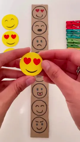 #transtornodoespectroautista  #transtornodoespectroautista  #paisatipicos  #emoji  #emoçoes  #maesatipicas  #brincadeiradecriança  #tea  #psicologia  #educaçaoespecial 